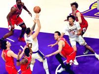 开云体育在线-战神队客场击败湖人，实现连胜