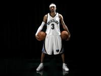 开云官方app入口-佩雷兹一骑绝尘，索伯险棋制胜—策略与意志的极限博弈