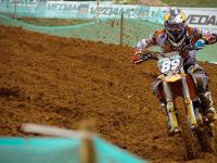 开云体育下载-赛道上的变奏曲，雷诺车队轻取阿斯顿马丁，维斯塔潘高光表现定乾坤