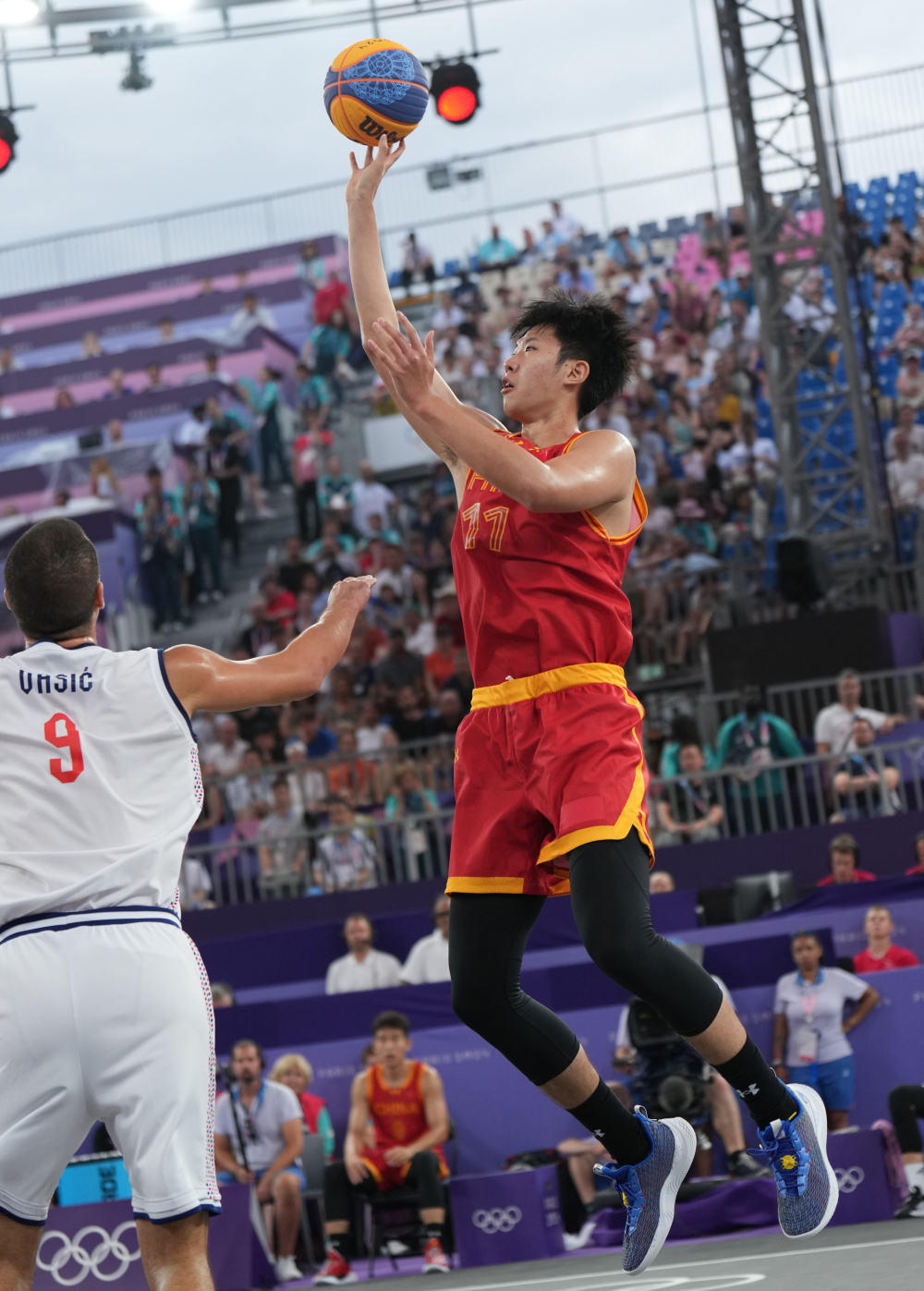 中国篮球队夺得亚洲杯冠军，实力雄厚展现无懈可击