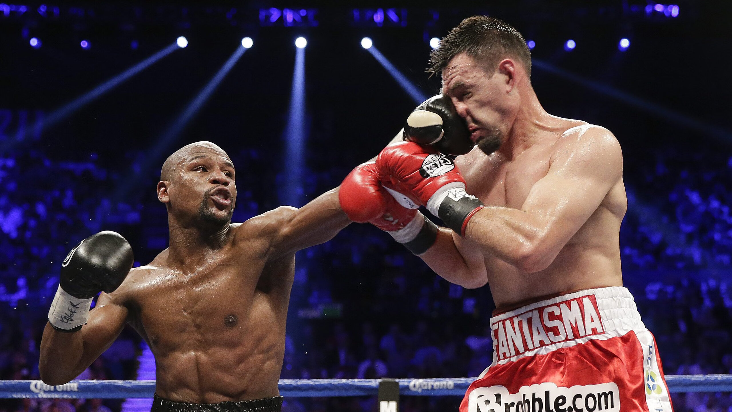 法拉利完胜红牛车队，阿隆索带队取胜的传奇之战